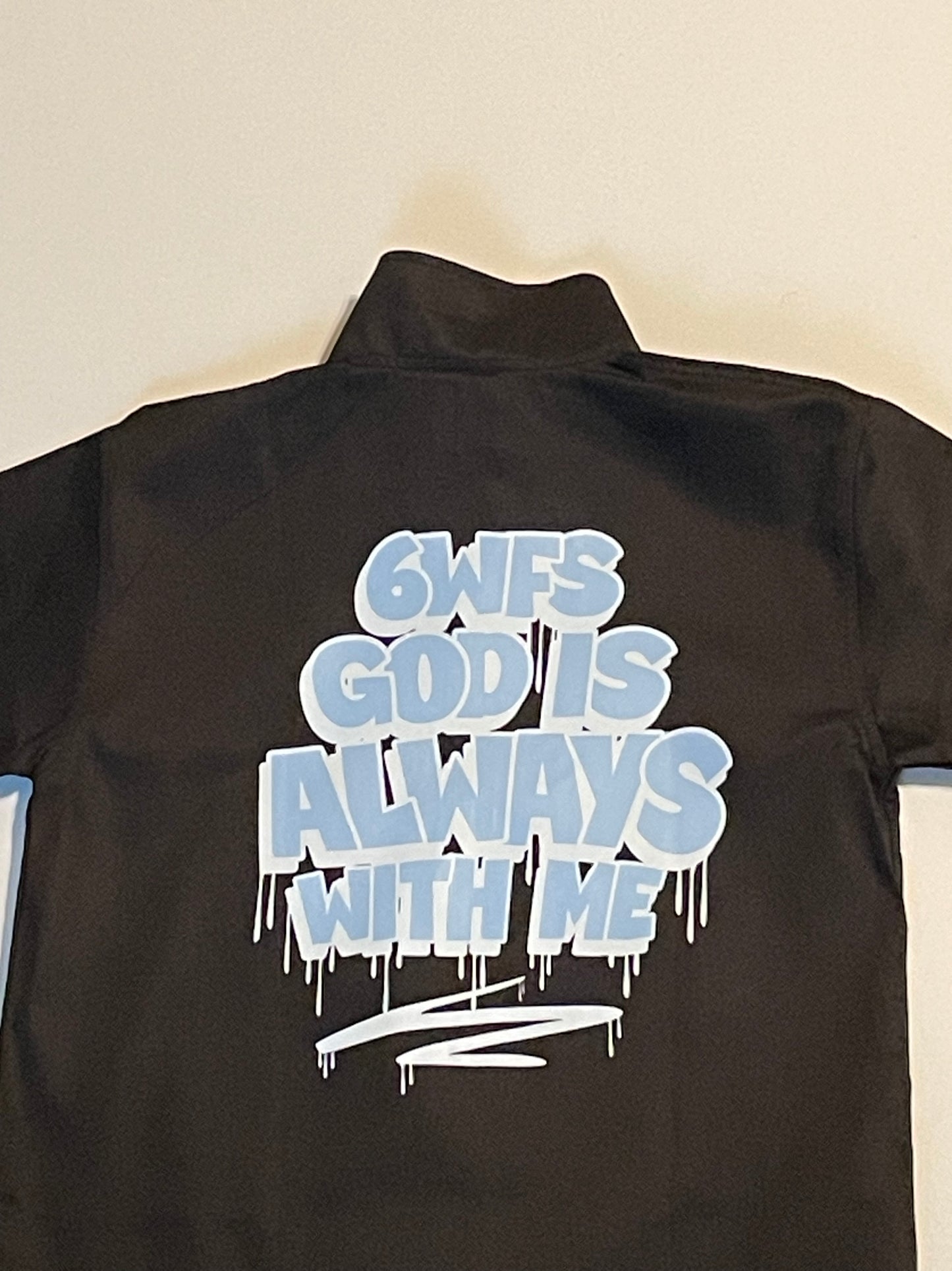 God Is Always with me -ZIPPER SHIRT (TAR HEEL)